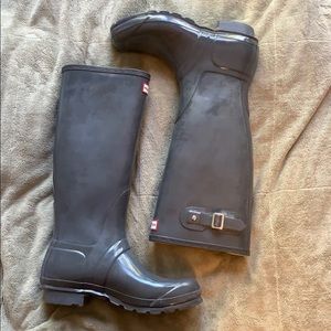 Tall grey hunter boots, perfect for fall/winter